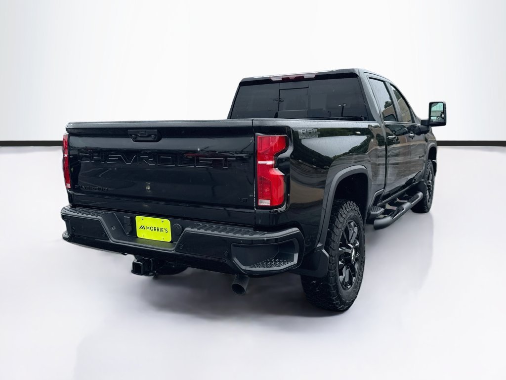 New 2026 Black Chevrolet LT image 5