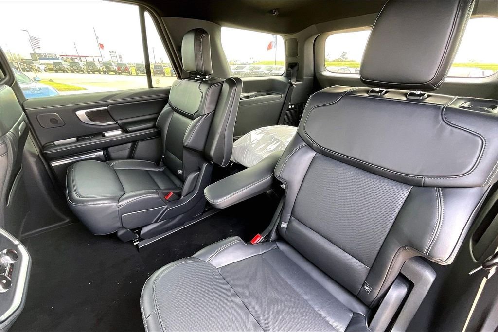 New 2025 Ford Expedition Platinum 4D Sport Utility