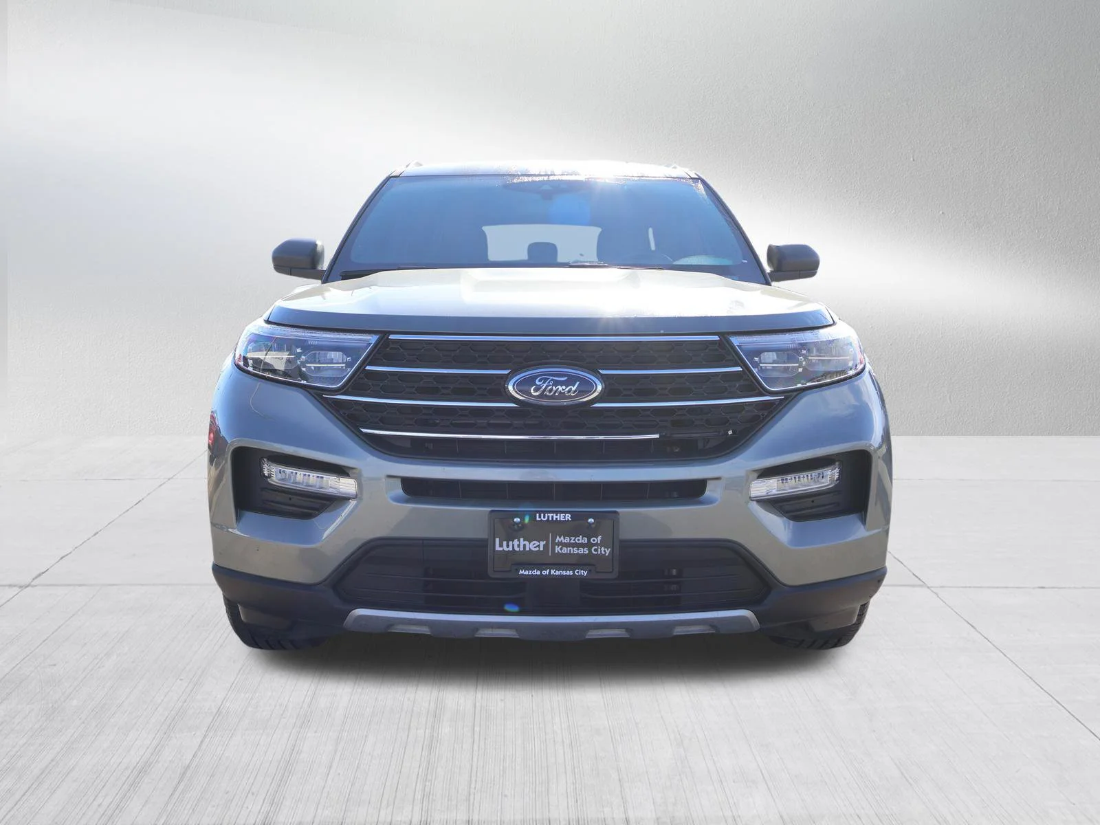 Used 2020 Ford Explorer XLT with VIN 1FMSK8DH2LGB53603 for sale in Kansas City