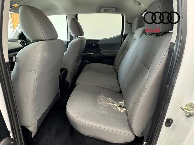 Used 2017 White Toyota SR5 image 24