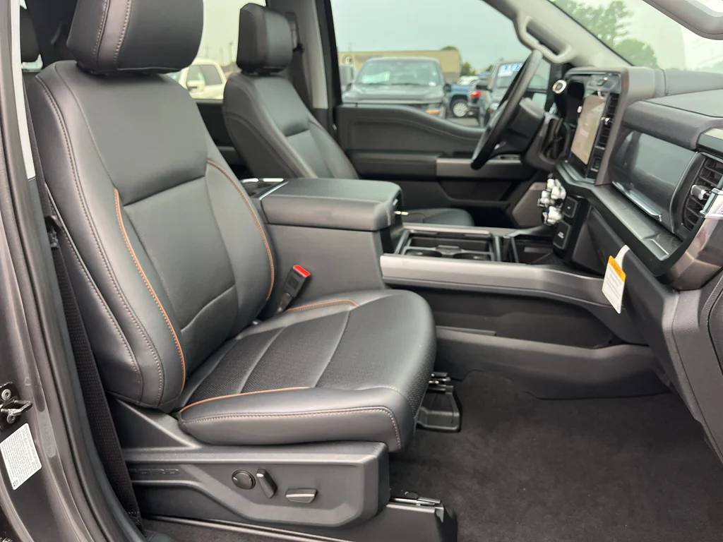 2026 Ford F-250 Super Duty Lariat - Photo 16