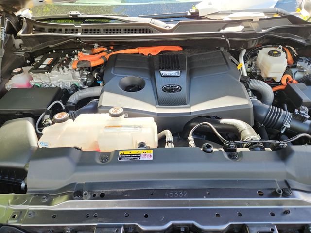 Used 2024 Gray Toyota Platinum image 21