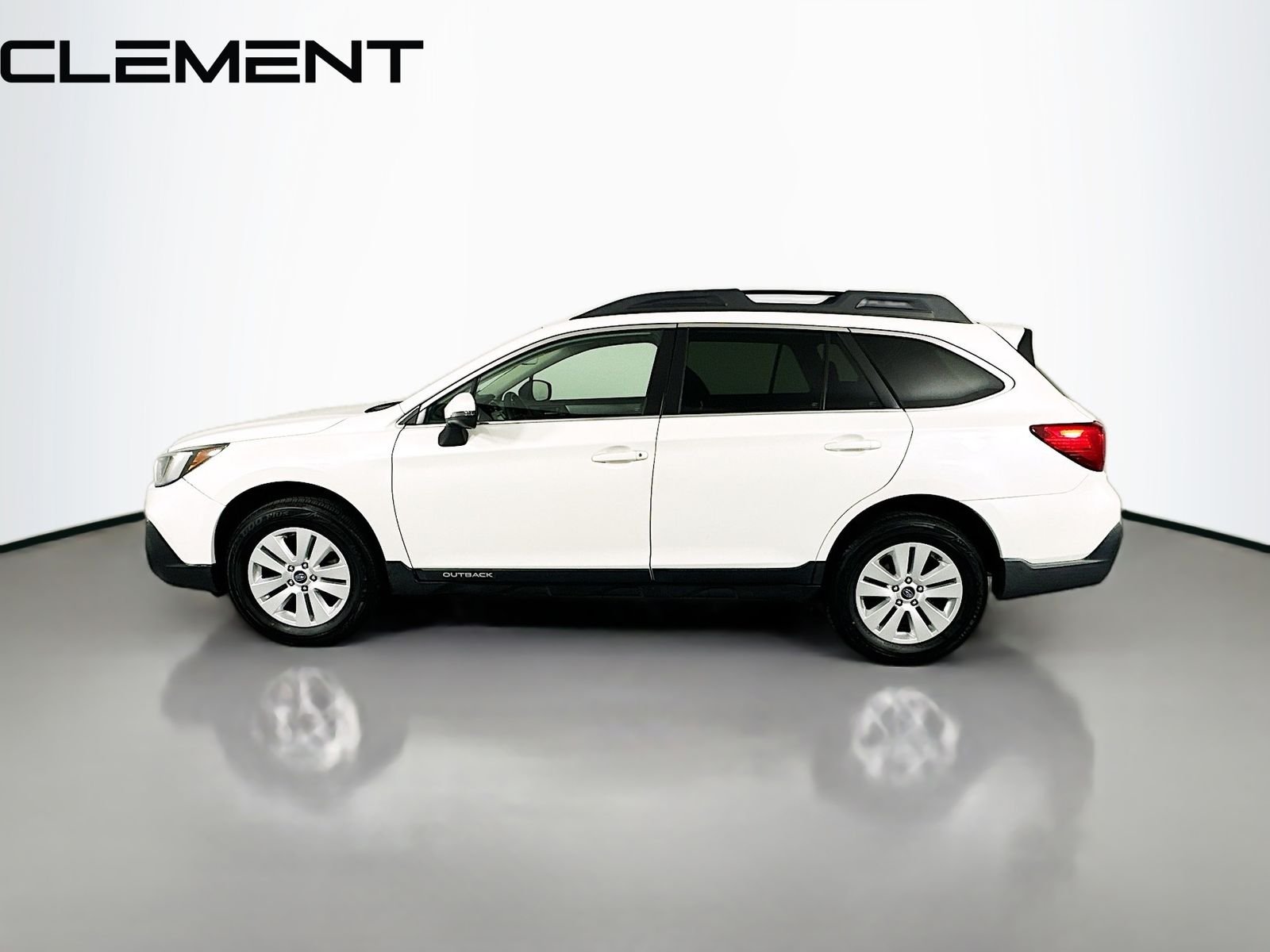 2019 Subaru Outback Premium - Photo 6