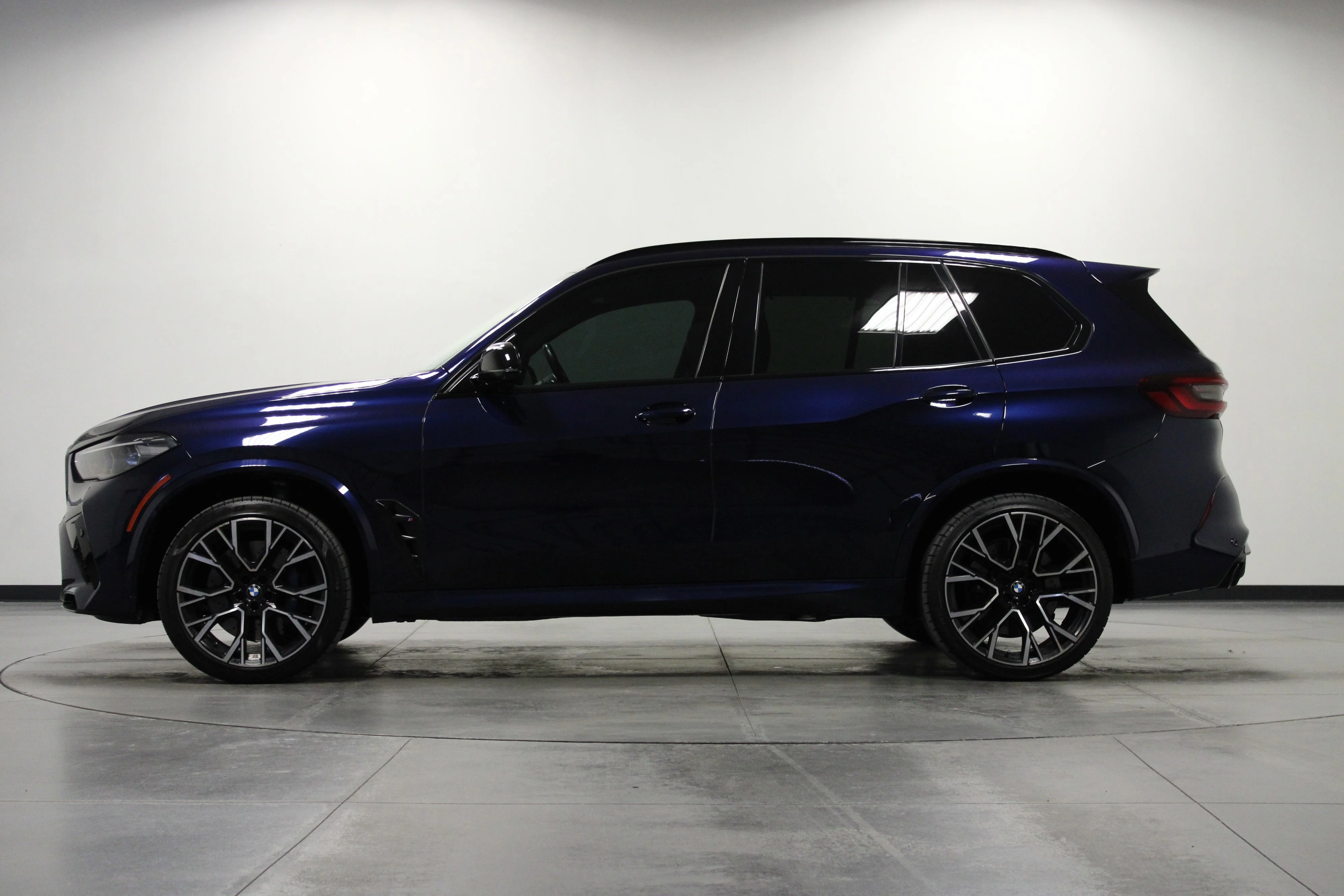 Used 2022 Tanzanite Blue II Metallic BMW Base image 7