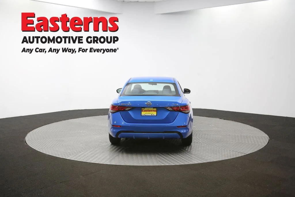 Used 2021 Blue Nissan SV image 33