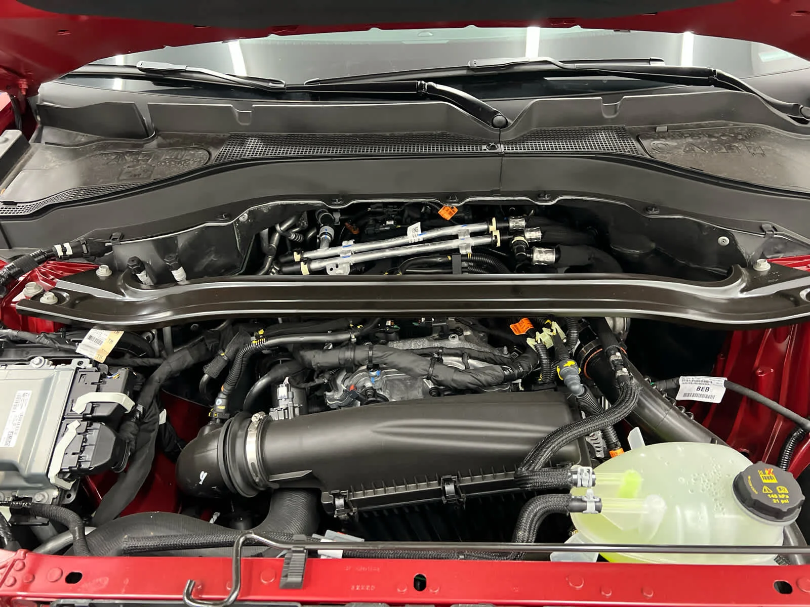 New 2026 Rapid Red Metallic Tinted Clearcoat Ford ST-Line image 10