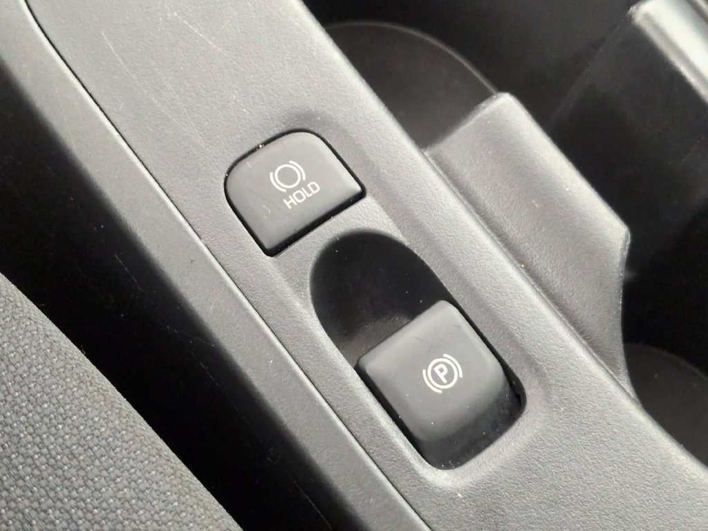 2024 Toyota Corolla LE - Photo 37