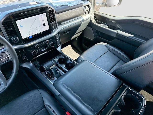 Used 2025 Black Ford Lariat image 24