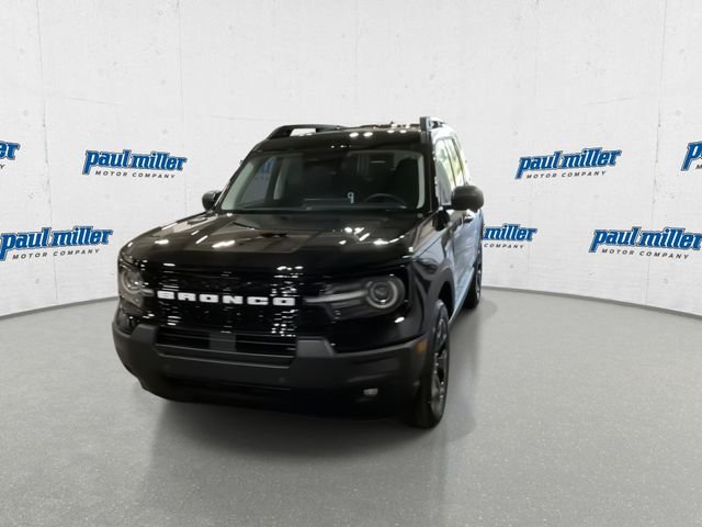 Used 2025 Black Ford Outer Banks image 4
