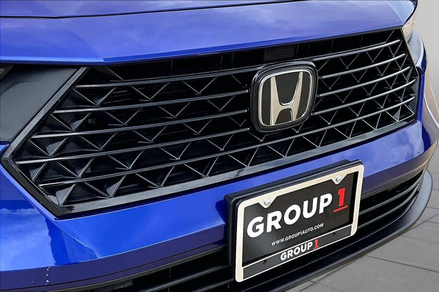 Used 2023 Still Night Pearl Honda Sport image 58