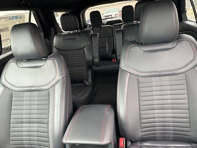2026 Ford Explorer ST-Line - Photo 30