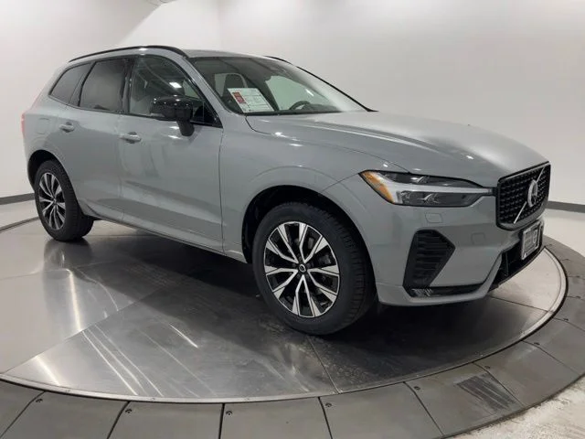Certified Used 2024 Vapour Grey Volvo Core image 7