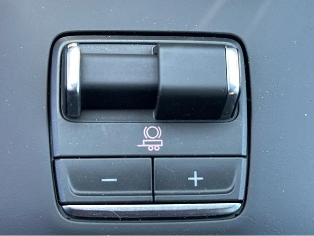 New 2026 Sterling Metallic GMC Denali Ultimate image 33