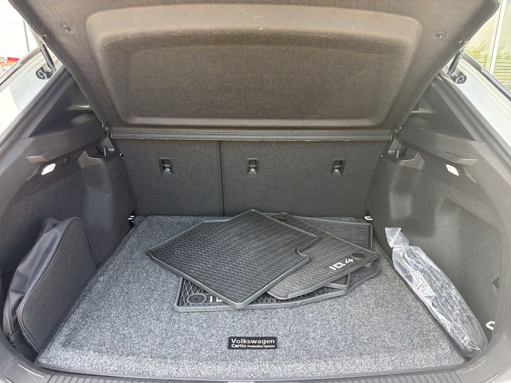 Certified Used 2025 Pure White Volkswagen Pro image 24