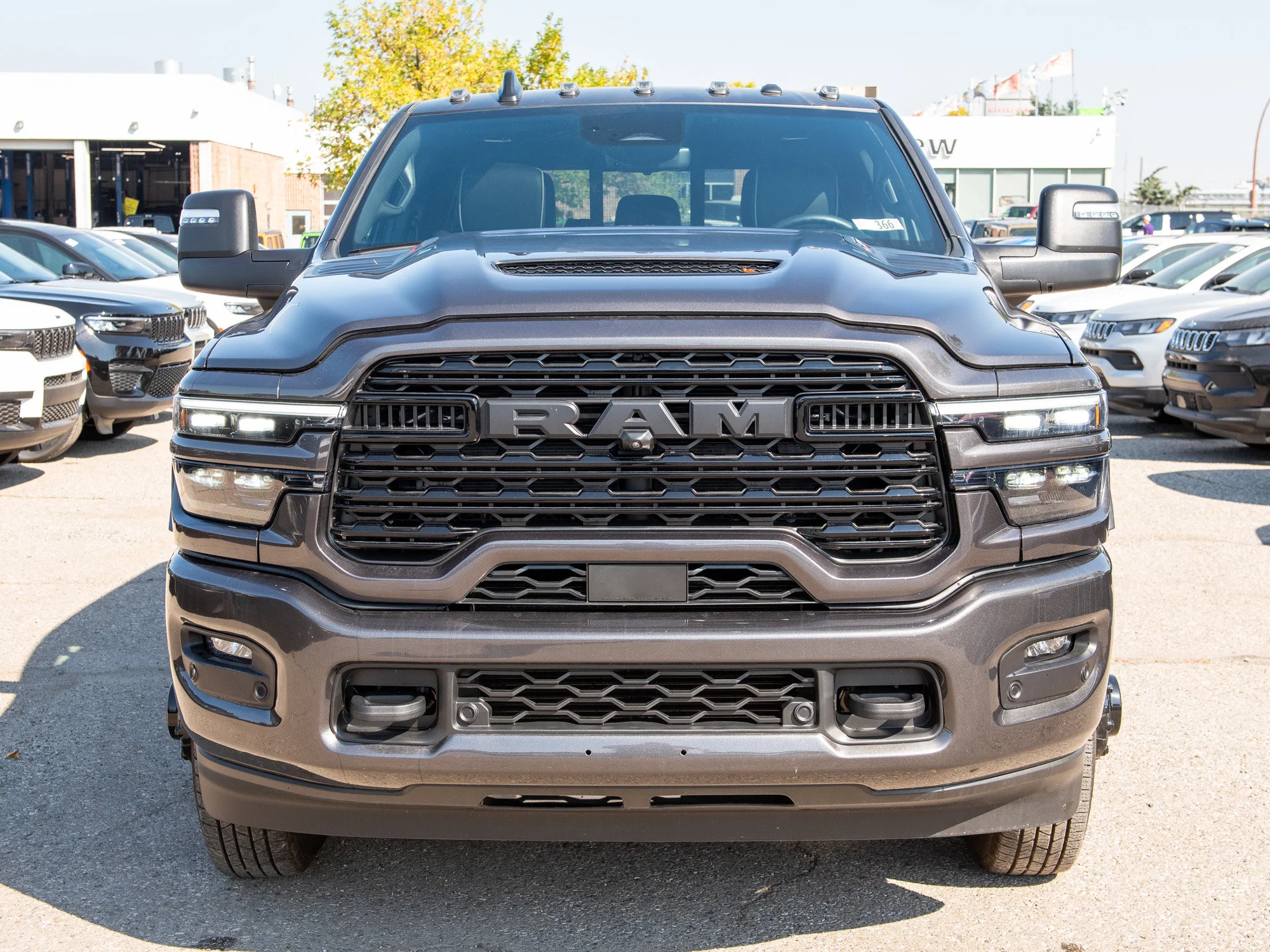 Used 2025 Grey RAM Limited image 10