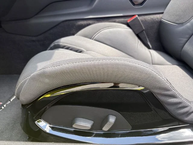 Used 2023 Yellow Chevrolet Stingray image 13
