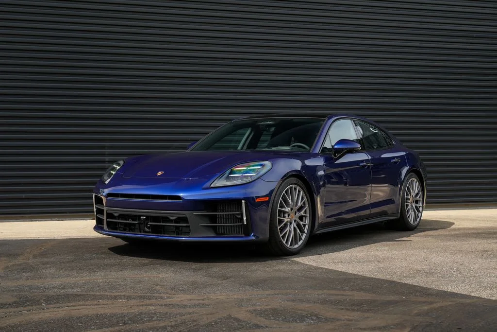 2026 Porsche Panamera Base
