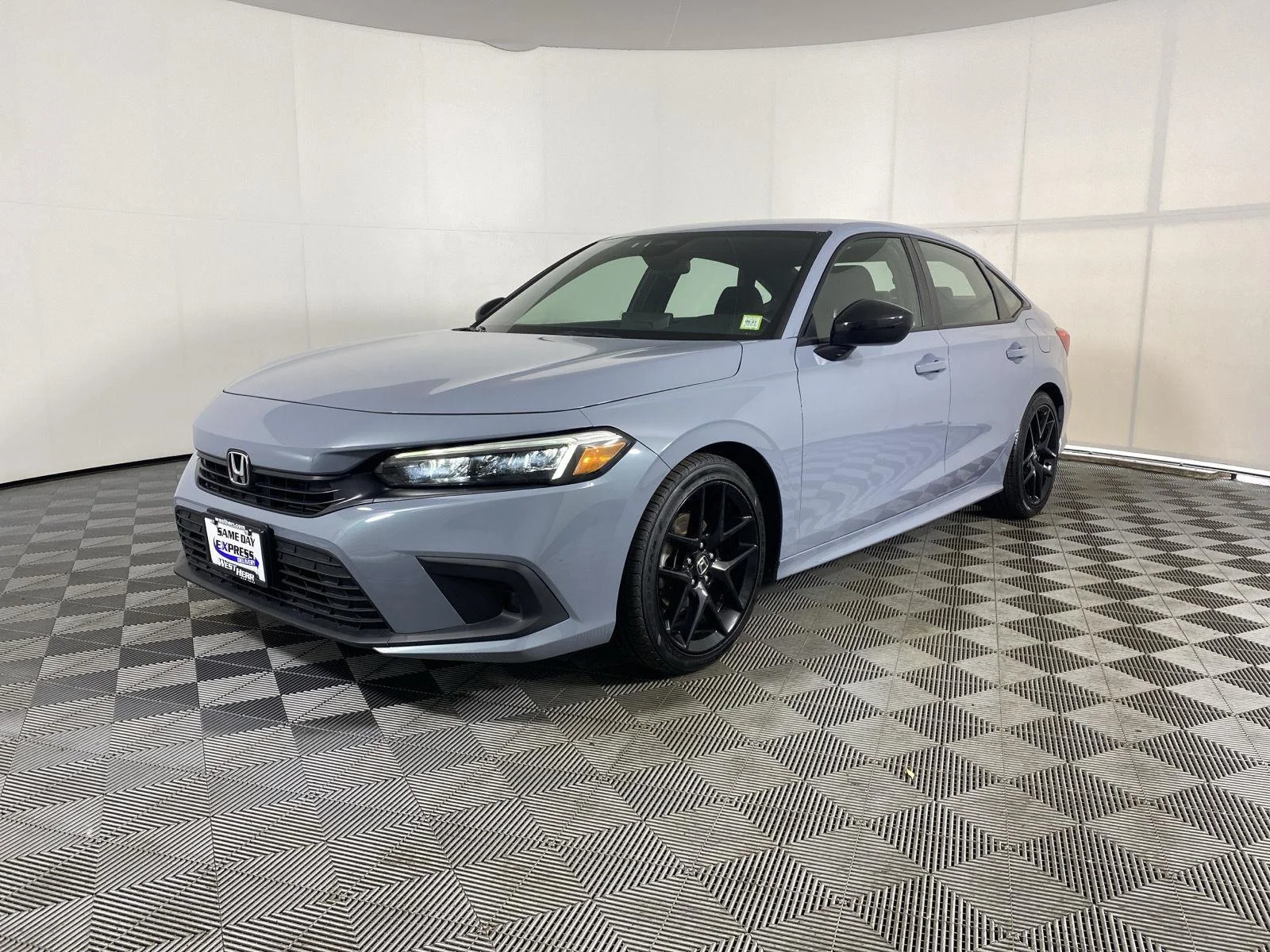 Used 2023 Sonic Gray Pearl Honda Sport image 3
