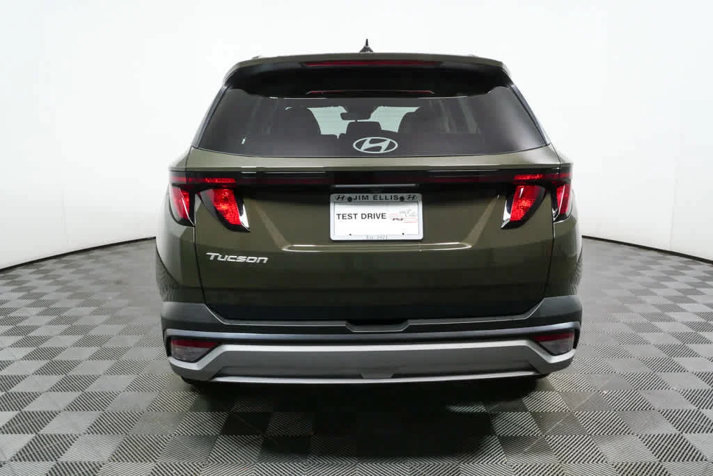 New 2026 Rockwood Green Hyundai SEL FWD image 4