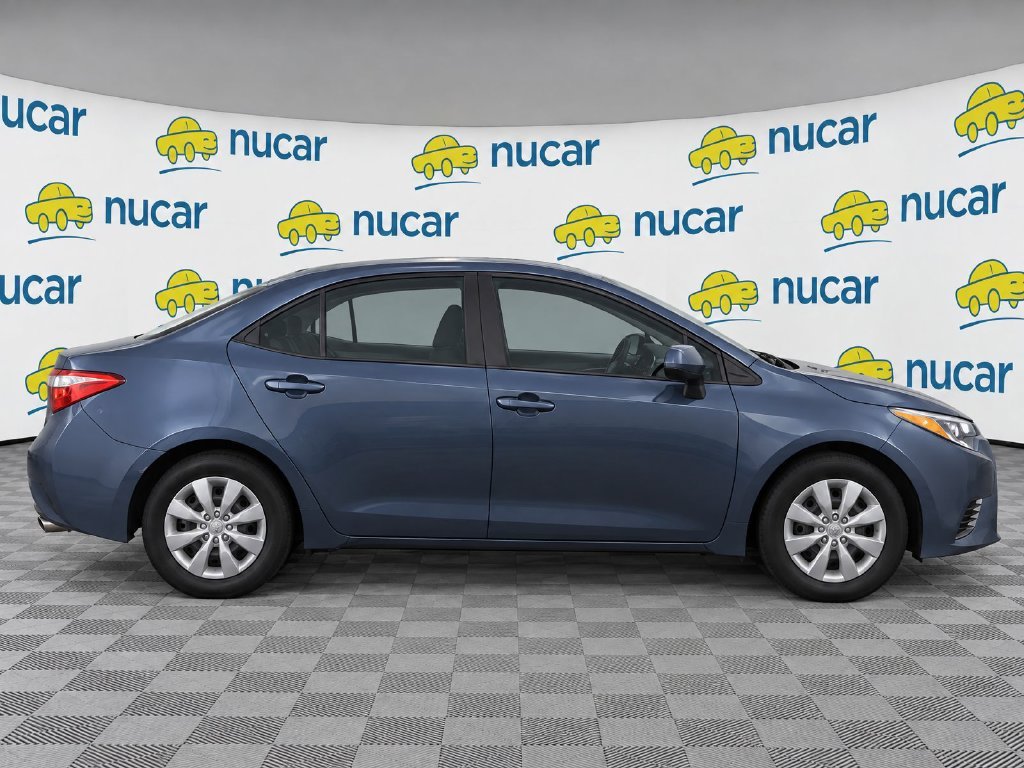 Used 2016 Gray Toyota LE image 8