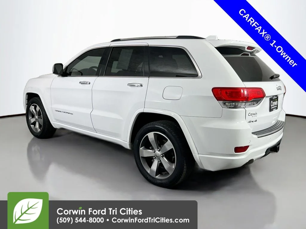Used 2015 Bright White Clearcoat Jeep Overland image 11