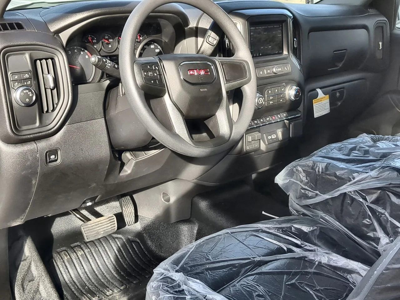 New 2026 Summit White GMC Pro image 10