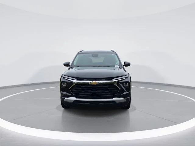 Used 2025 Black Chevrolet LT image 3
