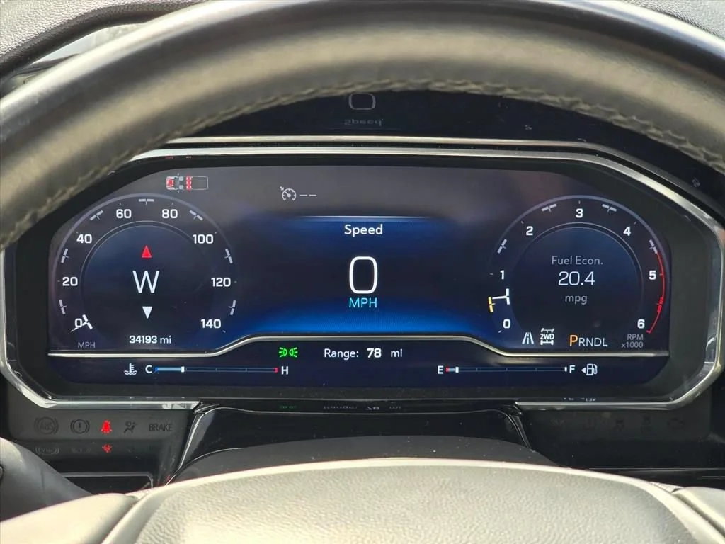 Used 2024 Summit White Chevrolet LT image 6