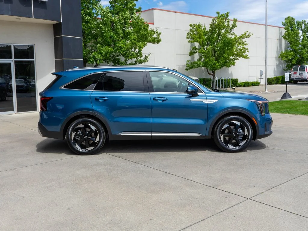 New 2026 Blue Kia EX image 8