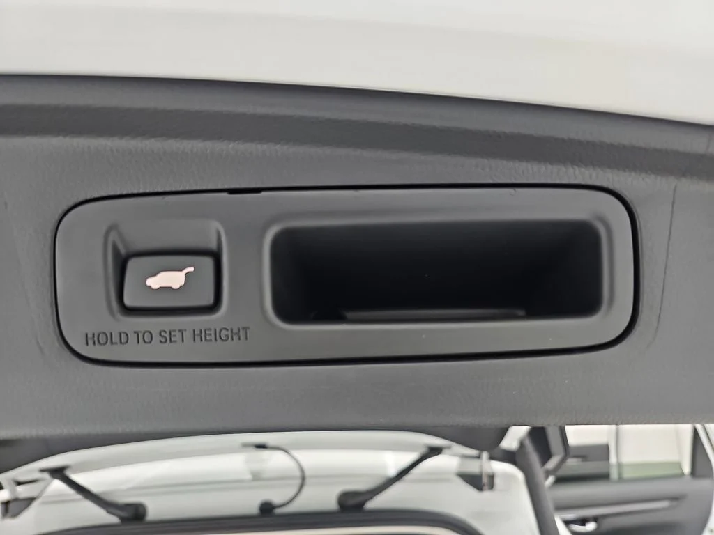 New 2026 Platinum White Pearl Honda EX-L image 18