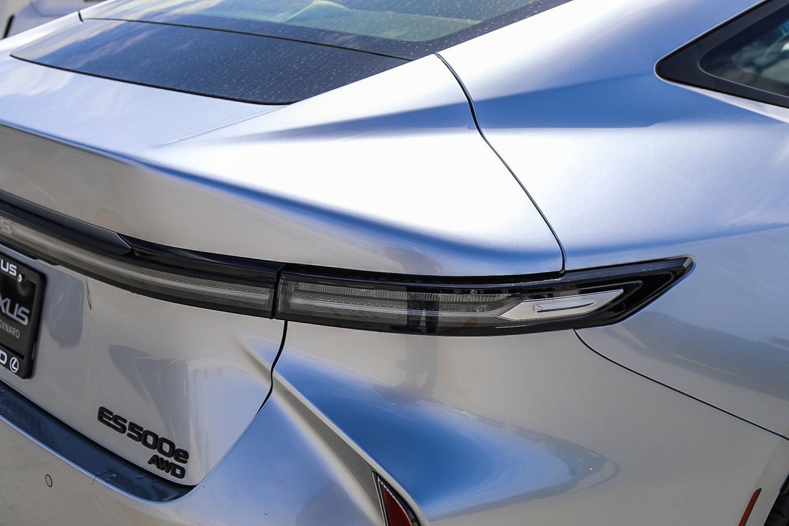 New 2026 Iridium Lexus ES 500e PREMIUM AWD image 17