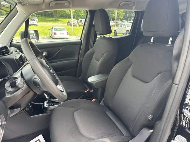 Used 2023 Black Jeep Latitude image 15