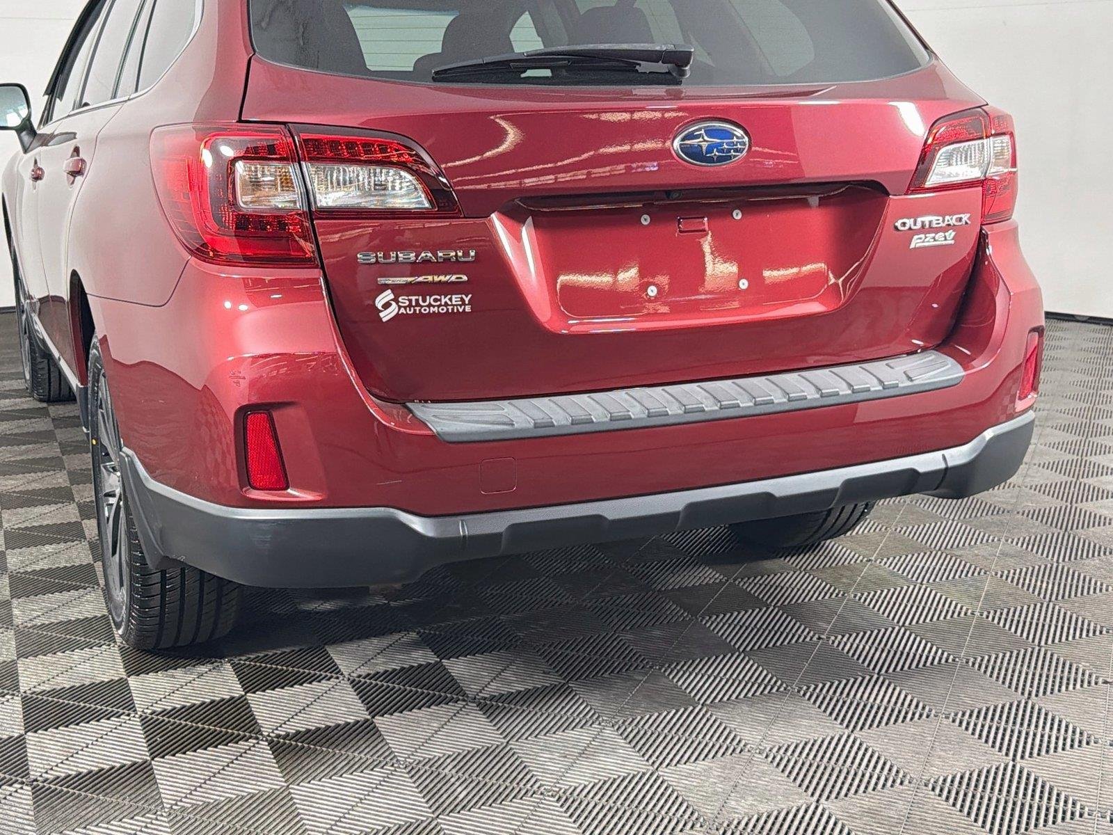 Used 2017 Venetian Red Pearl Subaru Limited image 38