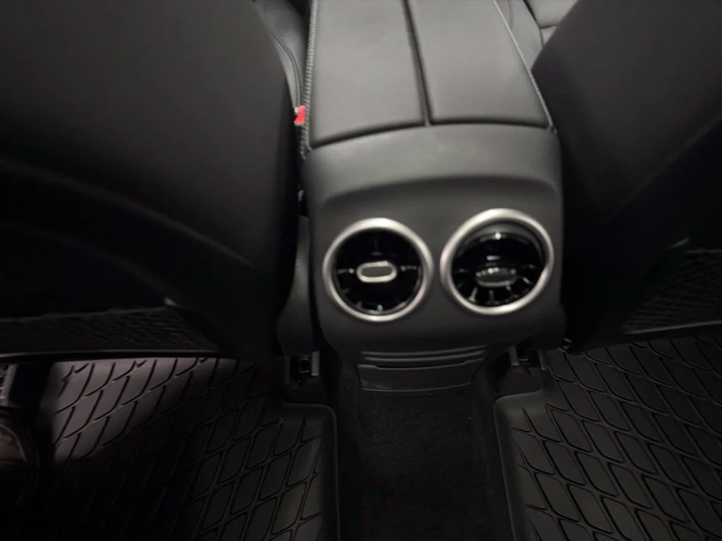 New 2026 Black Mercedes-Benz GLB 250 image 24