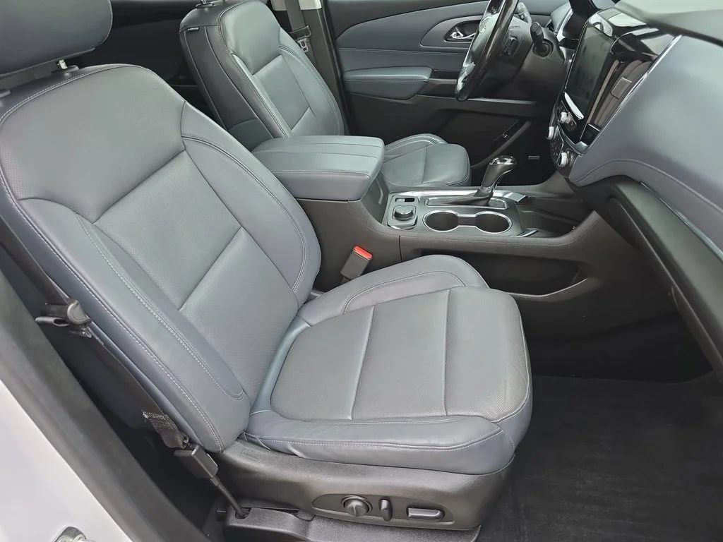 Certified Used 2018 White Chevrolet Premier image 29
