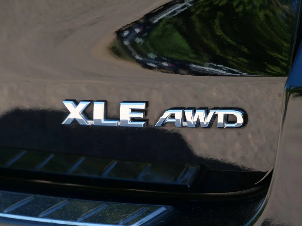 Certified Used 2018 Black Toyota XLE image 8