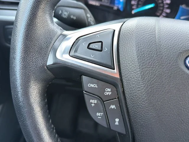 2022 Ford Edge SEL - Photo 9