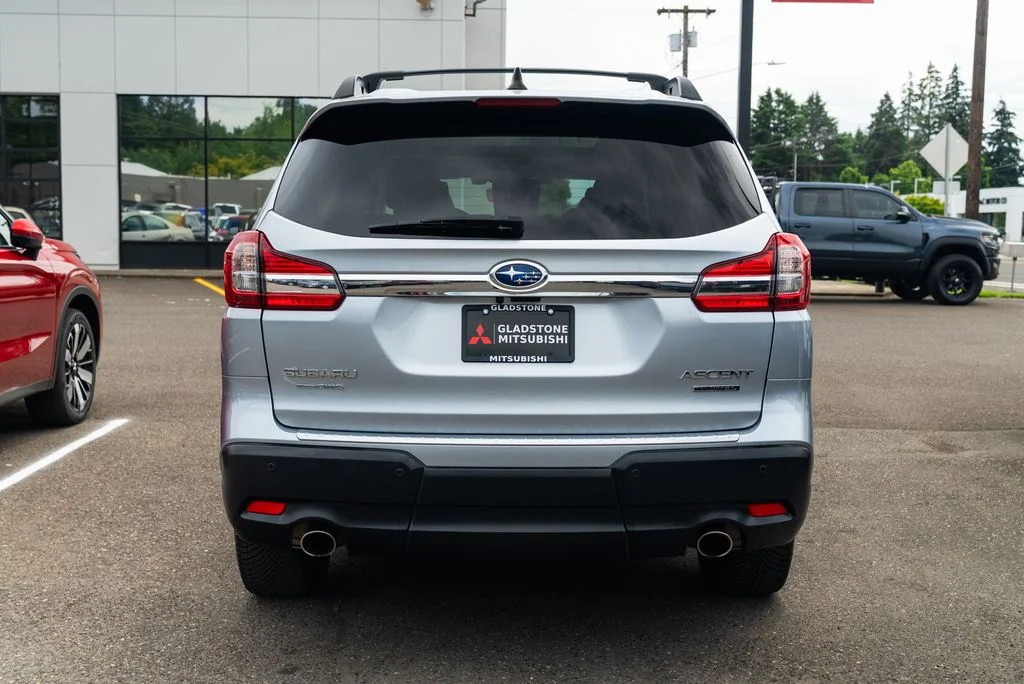 Used 2019 Silver Subaru Limited image 6