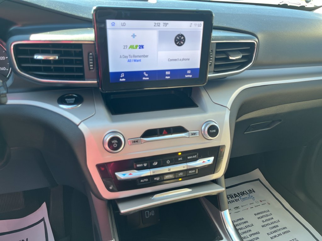 Used 2023 White Ford XLT image 17