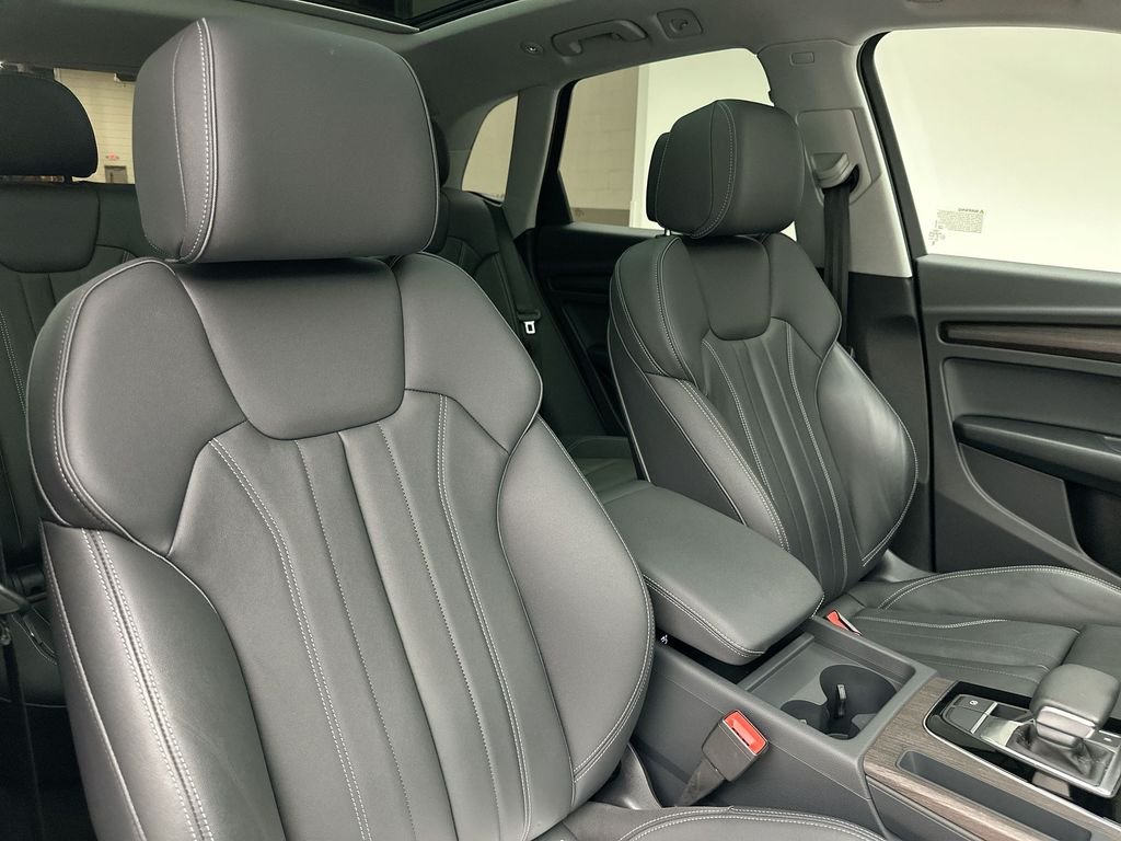 Used 2024  Audi 45 S line Premium image 18