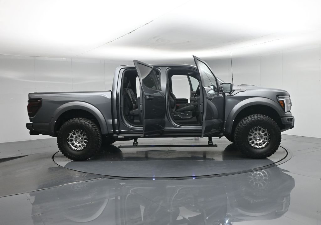 Used 2024 Gray Ford Raptor image 4