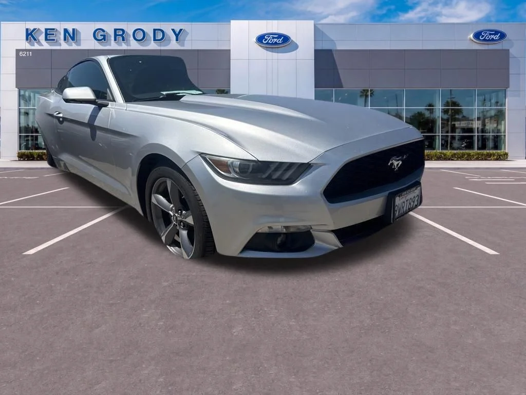 2016 Ford Mustang EcoBoost Coupe Premium's photo