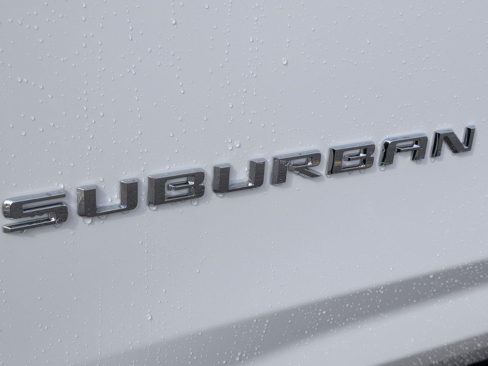 2026 Chevrolet Suburban LT - Photo 8
