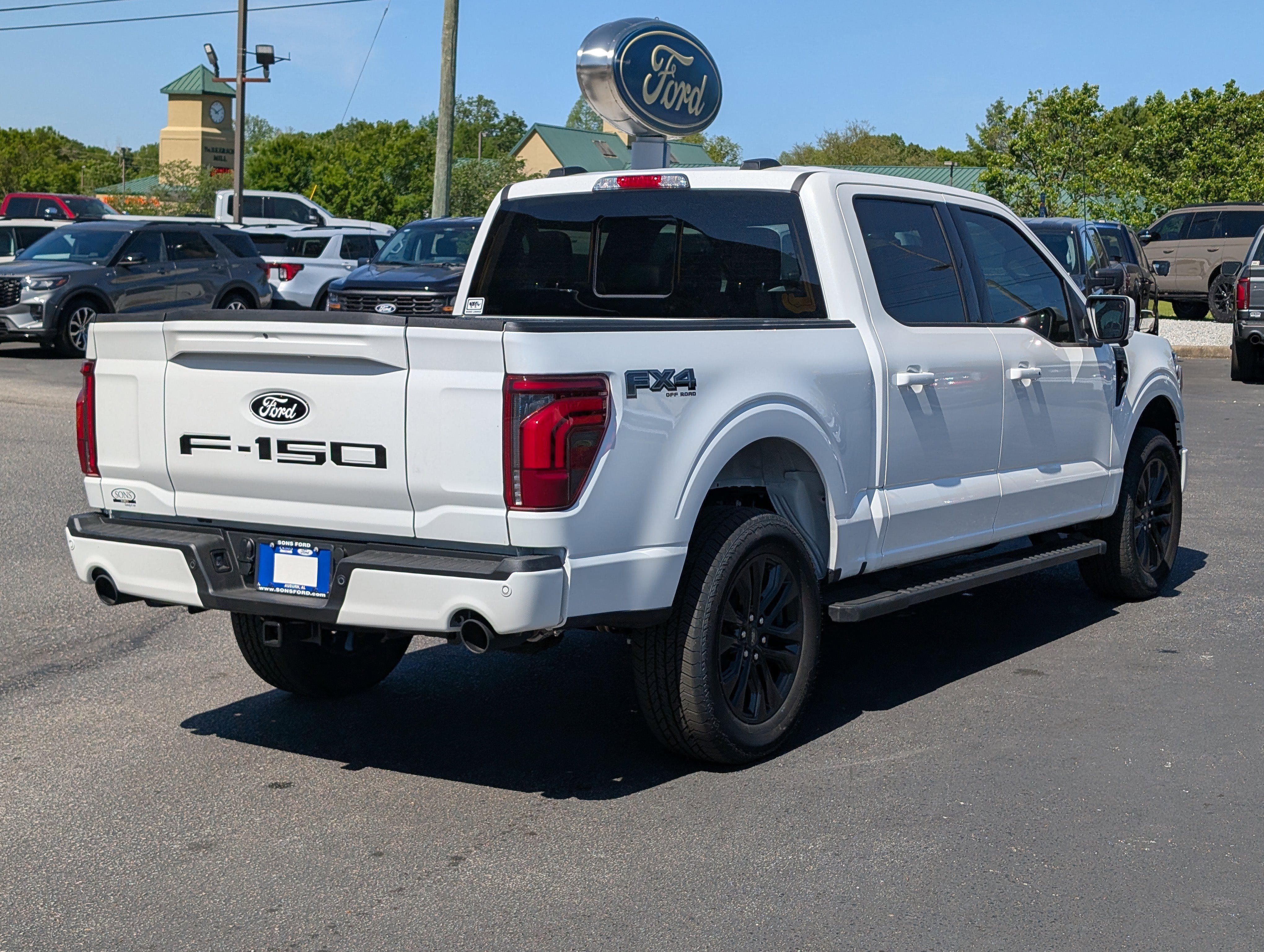 New 2026 STAR WHITE FORD Lariat image 9