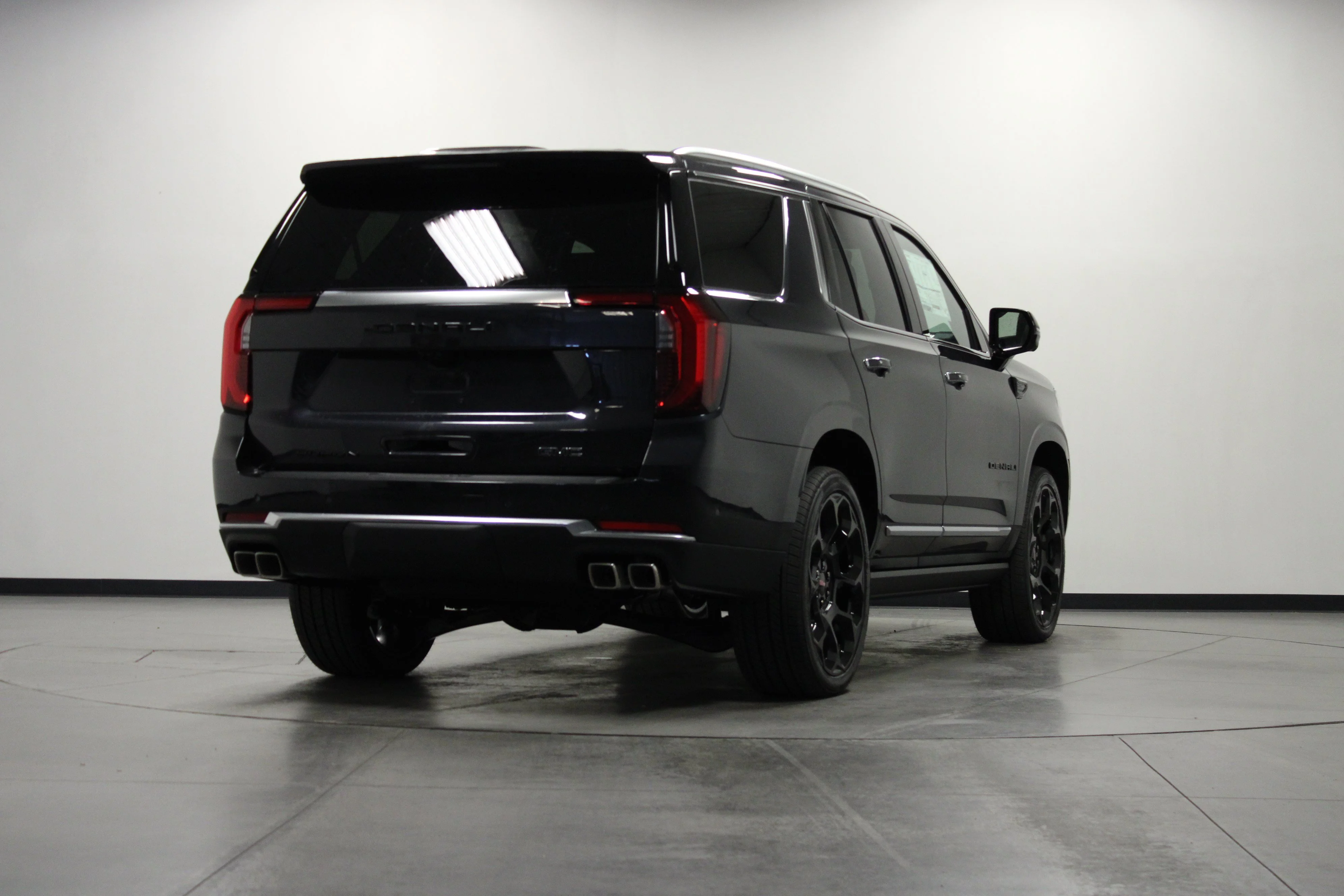 New 2026 Titanium Rush Metallic GMC Denali image 4