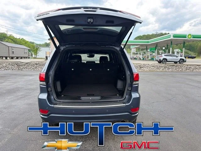 Used 2021 Blue Jeep 80th Anniversary 4x4 image 16