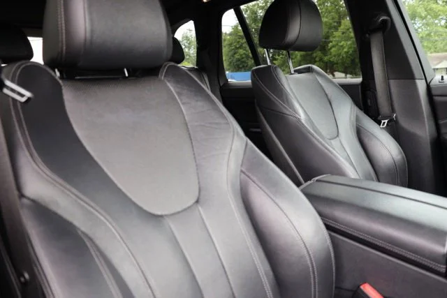 Used 2020 Black BMW xDrive40i image 42