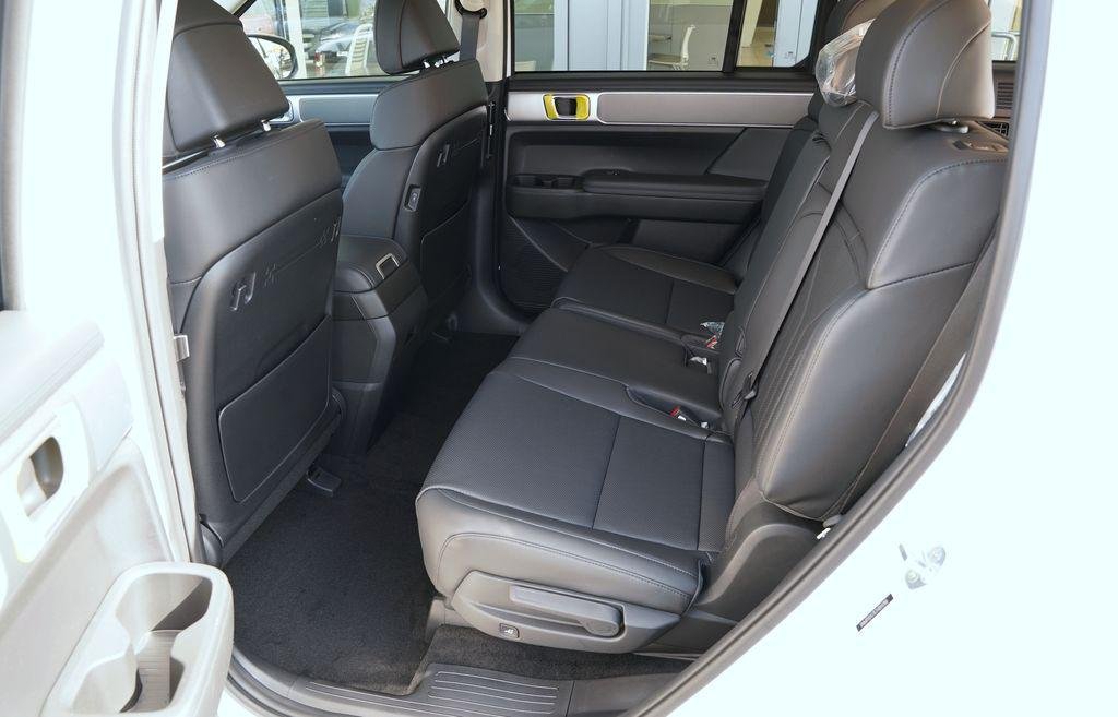 New 2026 Serenity White Hyundai SEL image 21