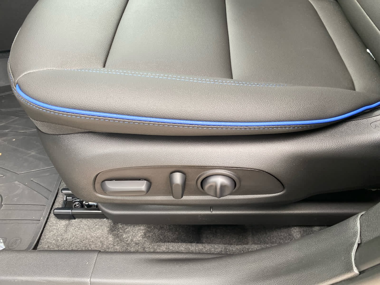 2026 Buick Envista Sport Touring - Photo 11