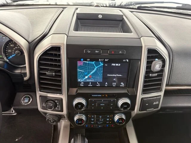 Used 2018 White Platinum Clearcoat Metallic Ford Lariat image 22